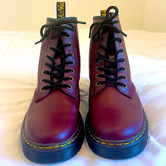 NWOT Dr. Marten's Zavala Women's Combat Boot - Picture 2 of 5